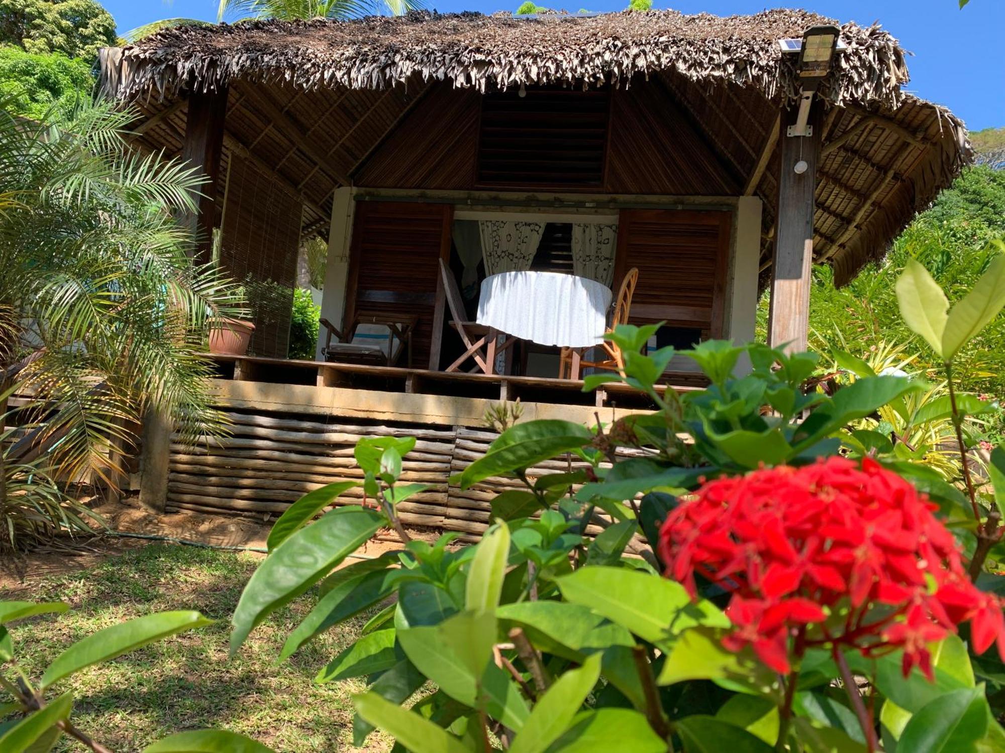 Les Jardins D'Ankify Bed & Breakfast Andimaka Екстериор снимка